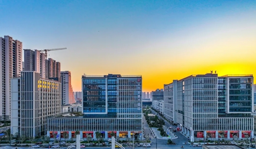 奮進(jìn)“紅五月”！城發(fā)產(chǎn)業(yè)園項(xiàng)目建設(shè)力拼當(dāng)“夏”